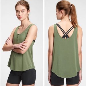 GapFit Breathe Henley Tank Top